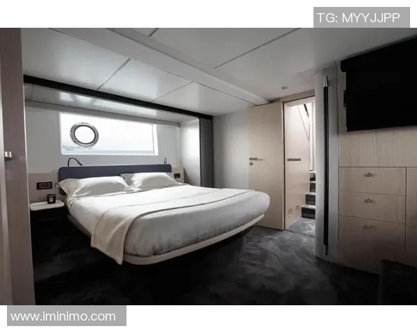 足球明星主题床头LED灯点亮你的房间与梦想的完美结合 足球明星主题床头LED灯点亮你的房间与梦想的完美结合